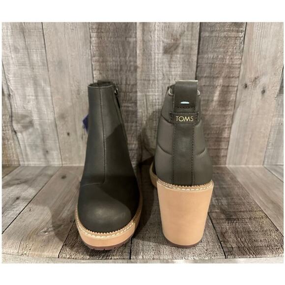 TOMS Raven Wedge Bootie in Olive Size 6 NWT - Picture 10 of 16